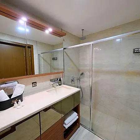 Hotel apartamentowy Sabiha Goekcen Airport Stambuł